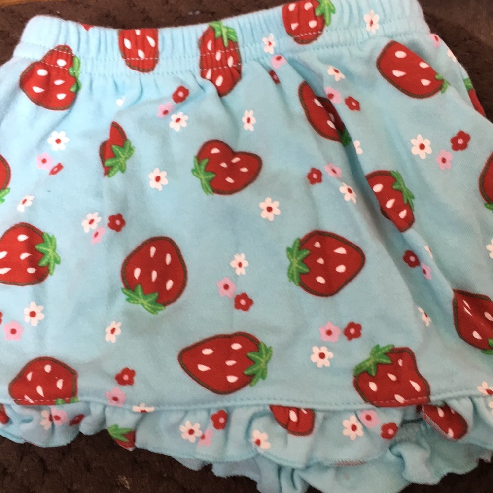Little girls strawberry child of mine skirt 12m